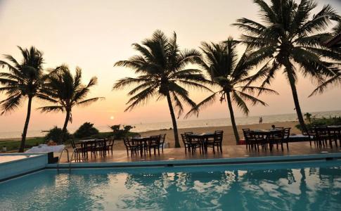 Catamaran Beach - 4