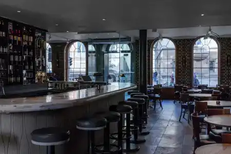 Old Bank - 25