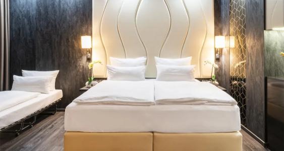 Plaza Schwerin; Sure Collection By Best Western - 156