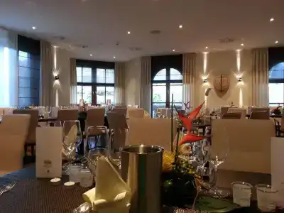 Sunderland - 25