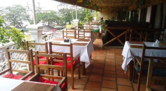 Brise De & Restaurant - 12