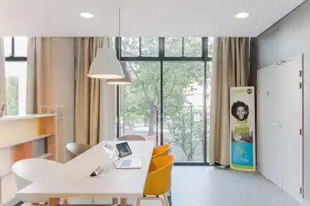 b&b hôTel Paris Porte Des Lilas - 14