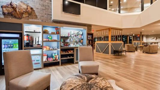 Best Western Plus Saddleback Inn and Conference Center - 14