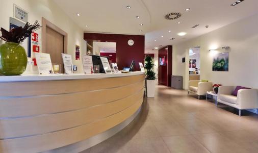 Best Western Palace Inn - 1
