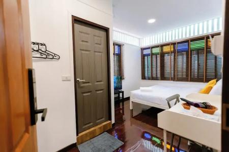 Diff Hostel - 163