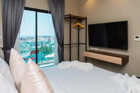 Triple L Patong Beach Phuket - 152