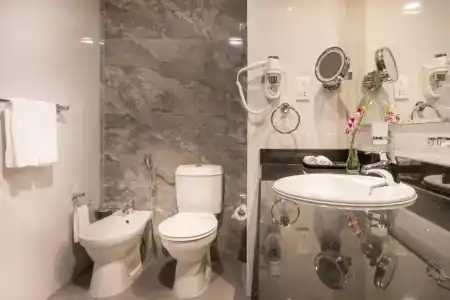 Hawthorn Suites by Wyndham Abu Dhabi City Center - 54
