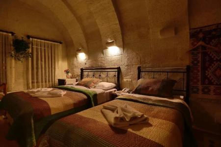 Safran Cave - 46