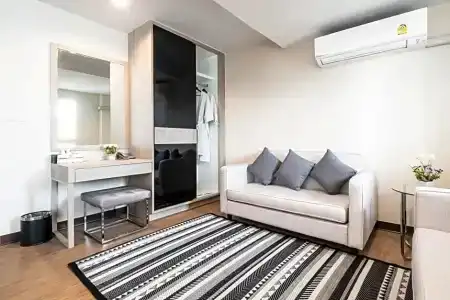 Sinsuvarn Airport Suite - 80