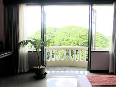 Yangon International - 44