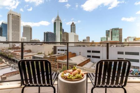 Adina Apartment Barrack Plaza - 12