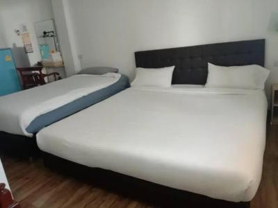 Hoppers Place Donmuang Hostel - 21