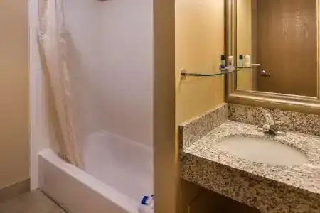 Best Western Ambassador Inn & Suites - 120
