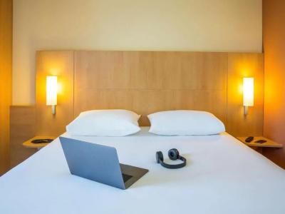 ibis Lausanne Centre - 47