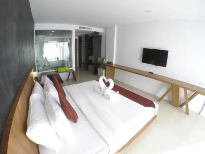 Phoenix Grand - 5