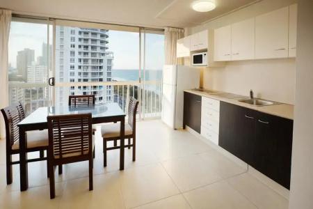 Chateau Beachside - 33