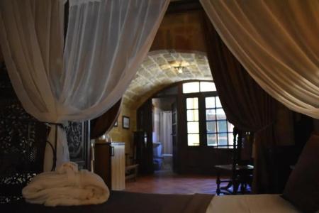S.Nikolis' Historic Boutique - 3