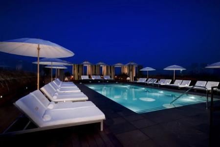 Sixty Beverly Hills - 17
