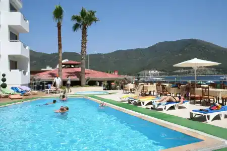 Marbas Select Beach , Adult Only 14 Plus - 16