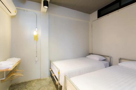 Bloo Hostel - 4