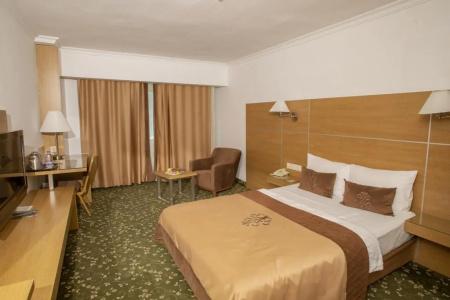 Grand Cali - 3