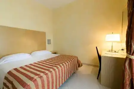Continental Wellness & Spa - 51