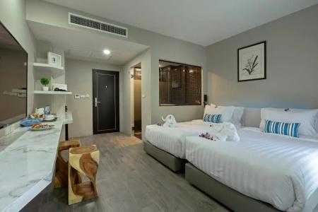 Triple L Patong Beach Phuket - 85