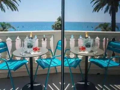 Mercure Nice Marché Aux Fleurs - 68