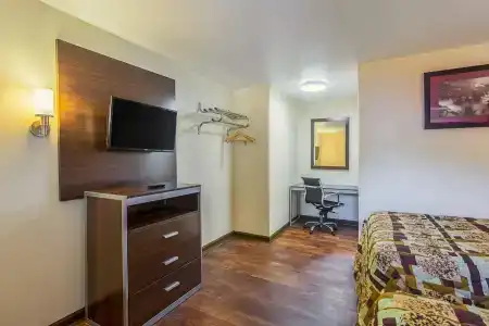 Rodeway Inn Nashville Airport South - 14