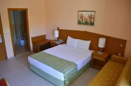 Palm Wings Beach Resort - 5