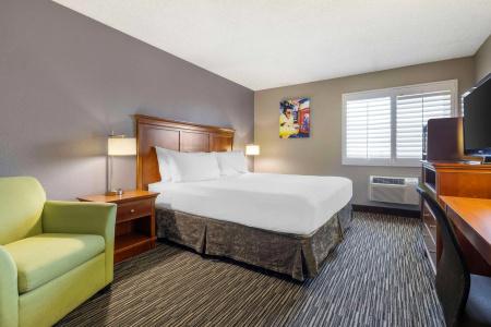 Best Western Mccarran Inn - 4