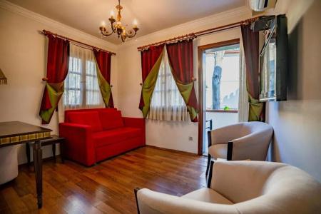 Mediterra Art - 102