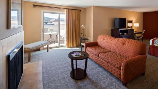 Best Western Plus Inn - 80