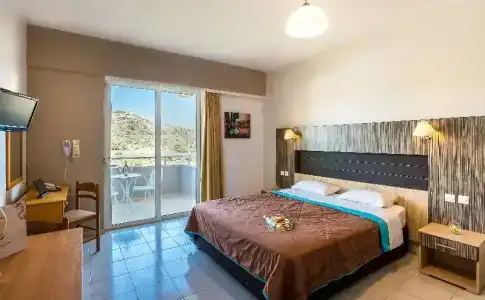 Zoes & Suites - 67