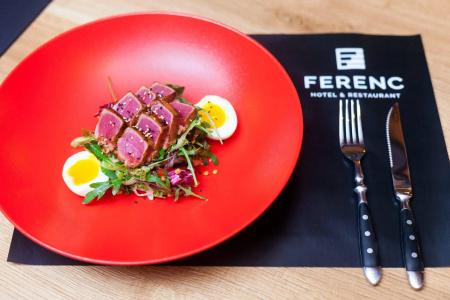 Ferenc & Restaurant - 10