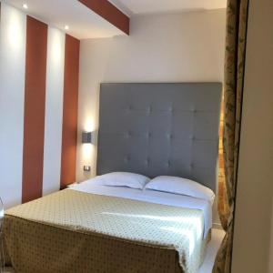 Savoia Regency - 43