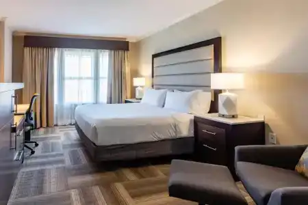 Holiday Inn Express Savannah - Historic District, An Ihg - 57