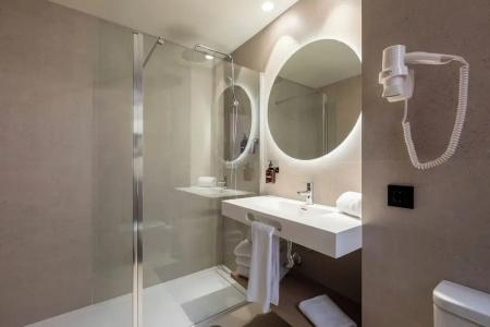 Rafaelhoteles Piramides - 64