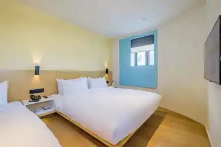Pace Suzhou Renmin Branch - 38