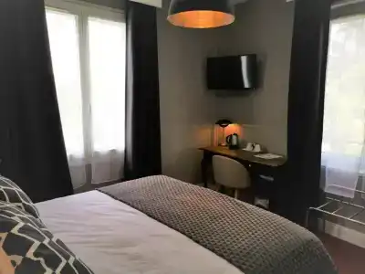Hôtel Le Boeuf Couronné - Logiss - 89