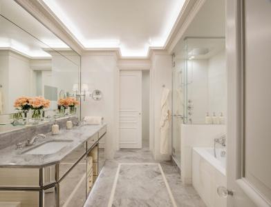 Four Seasons George v Paris - 10