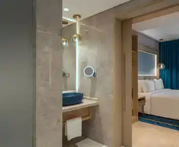 Avani Muscat - 39