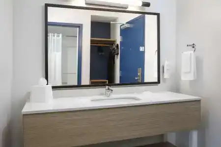 Baymont by Wyndham Miami Doral - 38