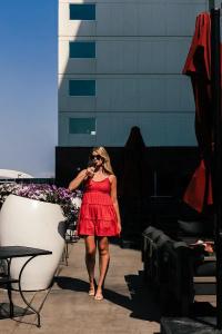 The Davenport Grand, Autograph Collection - 18