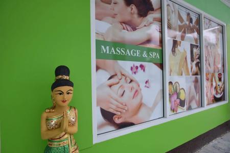 Gold Airport Suites - 27