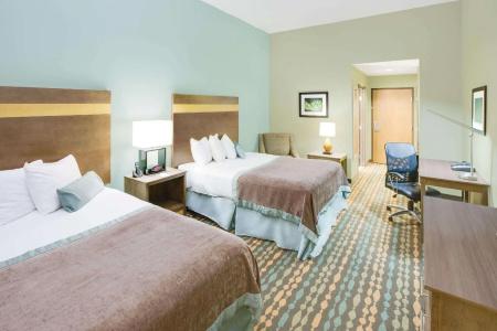 Wingate by Wyndham - 15