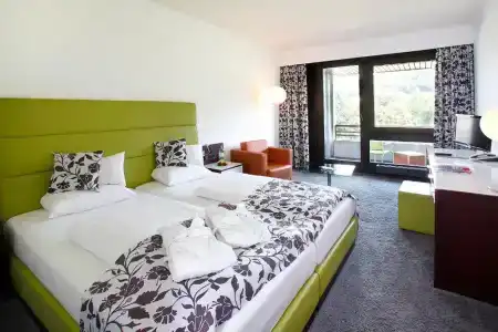 an der Therme - 56