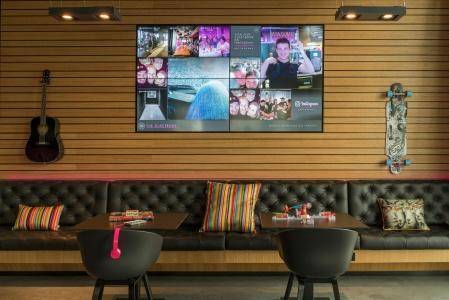 Moxy Frankfurt Airport - 16