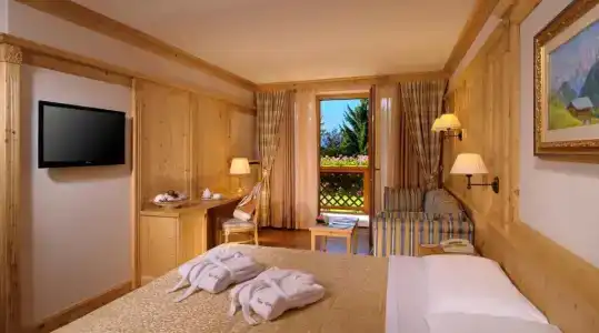 Tevini Dolomites Charming - 70