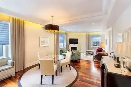The Ritz-Carlton, - 143